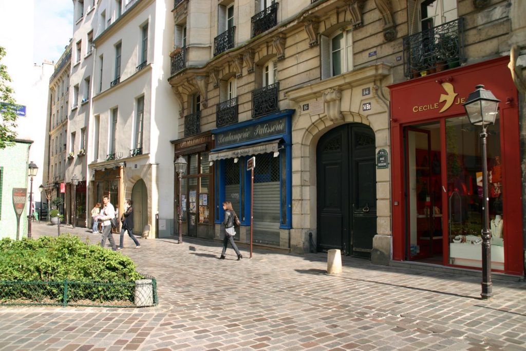 rue des rosiers and rue ferdinand duval